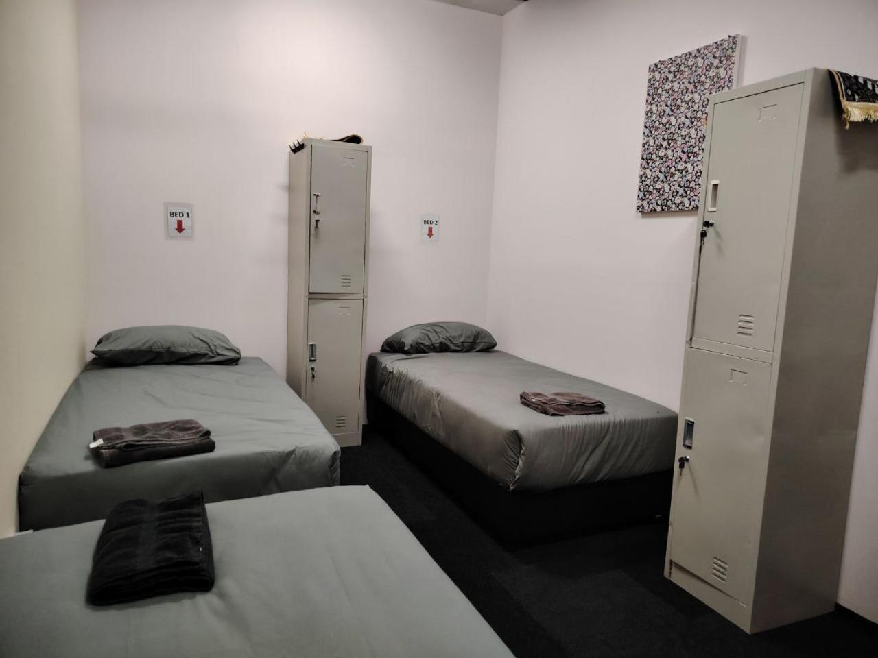 Ayden Hostel Airport Transit - Klia เซปัง ภายนอก รูปภาพ