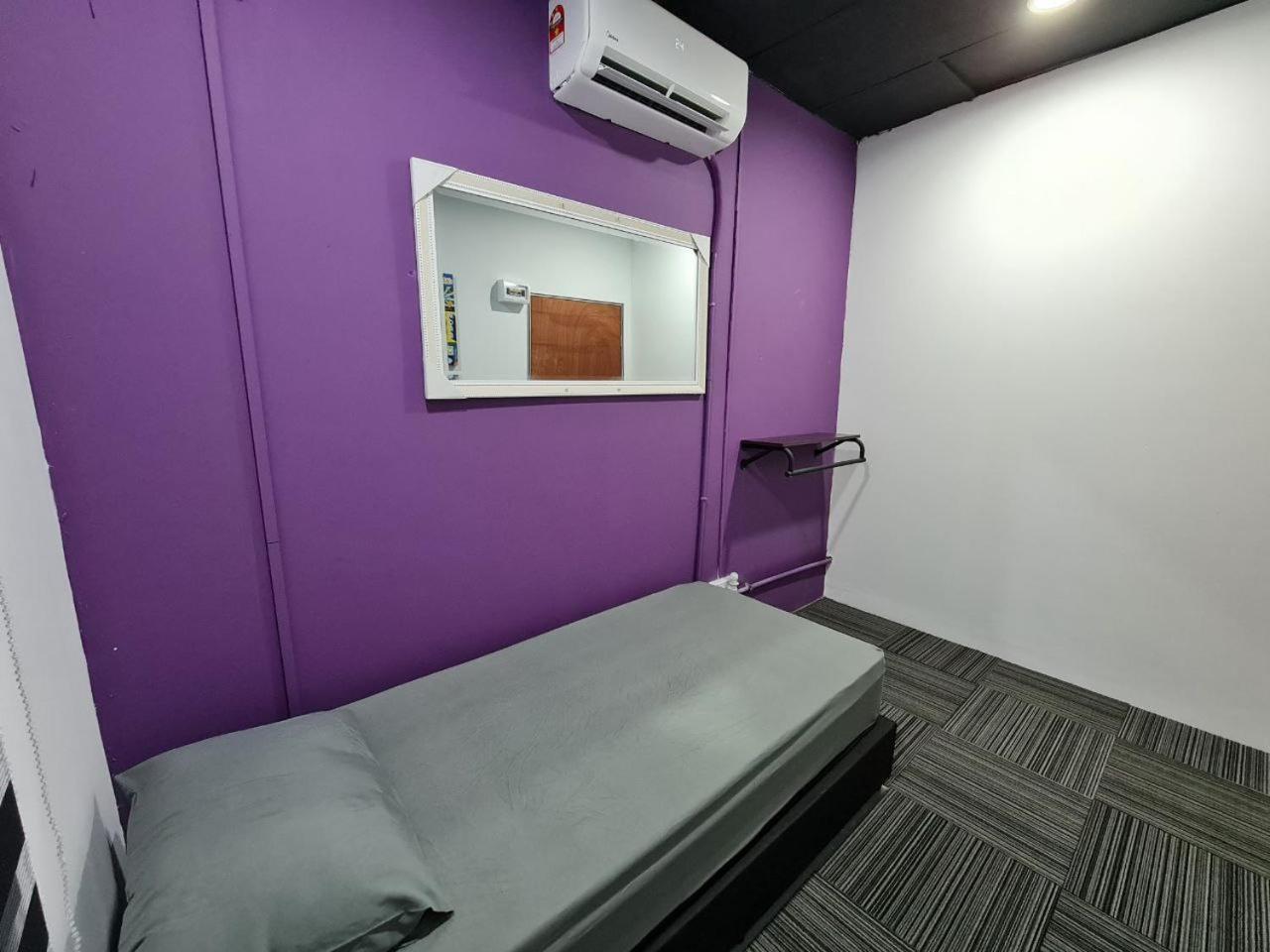 Ayden Hostel Airport Transit - Klia เซปัง ภายนอก รูปภาพ